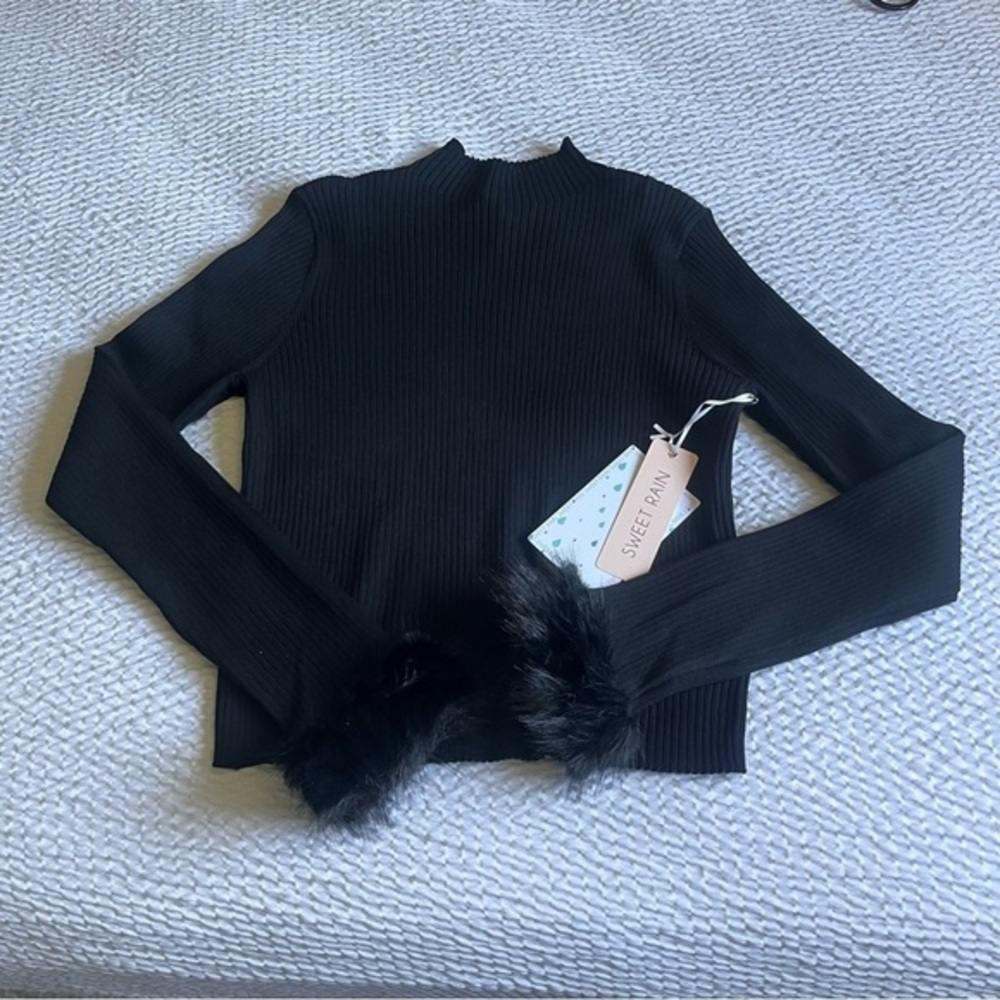 Sweet Rain Ribbed Faux Fur Long Sleeve Tee Women’s Black Size XL